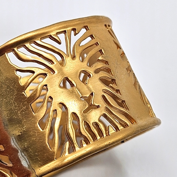 VINTAGE Rare Anne Klein Couture Gold Tone Lion Face Bangle Bracelet Signed - Picture 6 of 7
